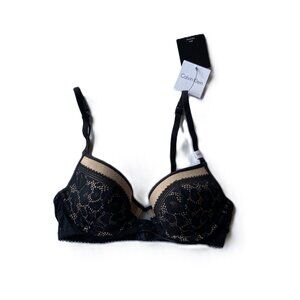 NWT Calvin Klein Padded Wired Demi Balconnet Bra